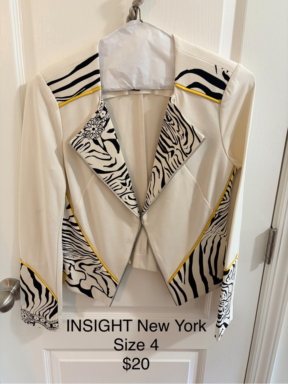 Cream Zip-Front Blazer with Black Graphic Print